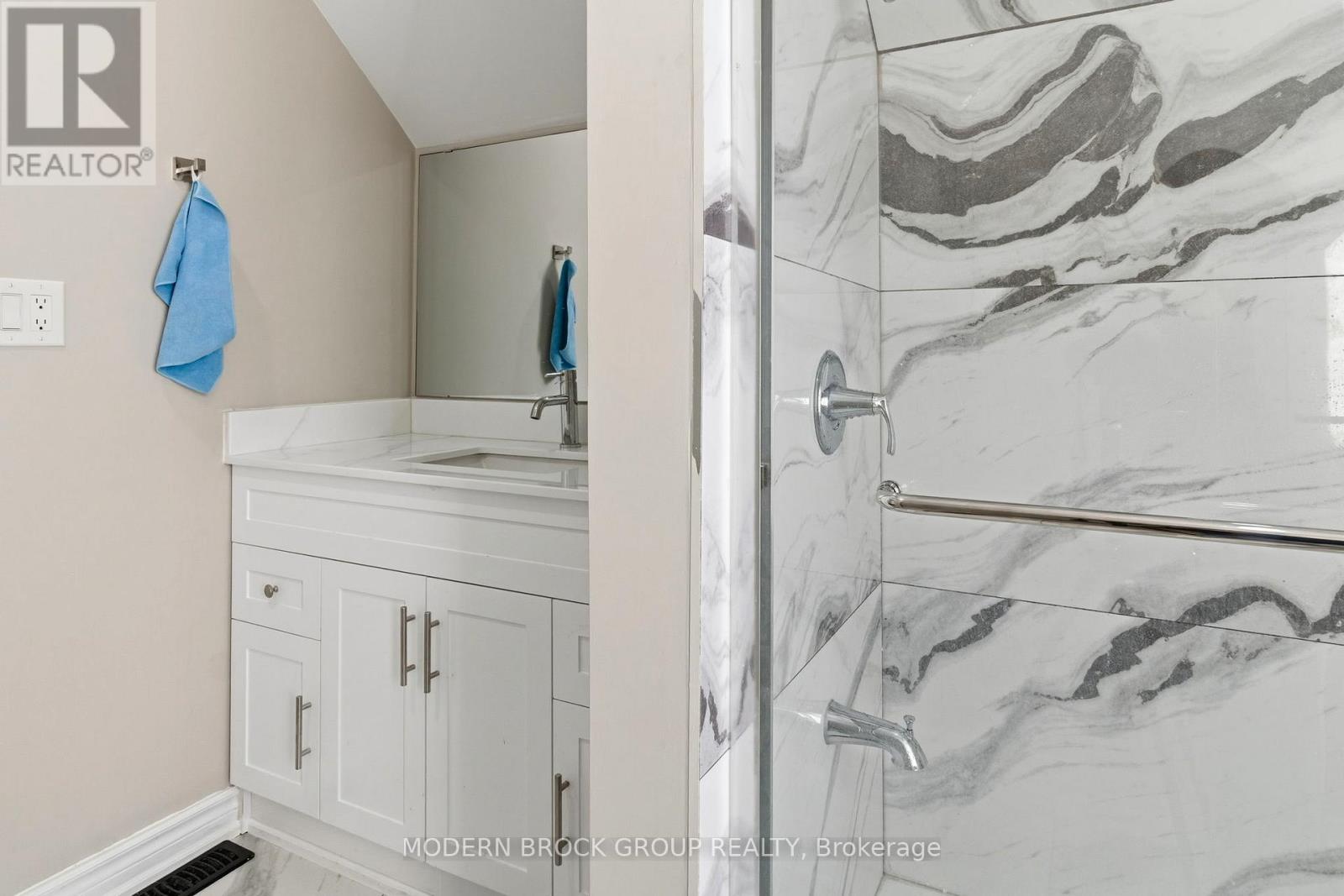 110 BROCK STREET - Image 34