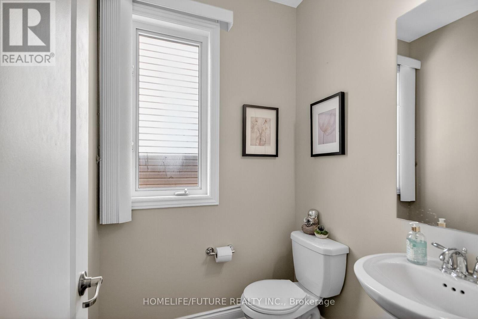 644 DUNDONALD DRIVE - 9