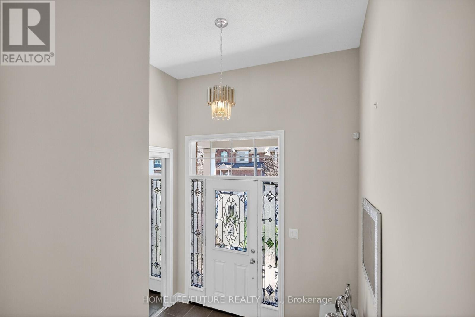 644 DUNDONALD DRIVE - 5
