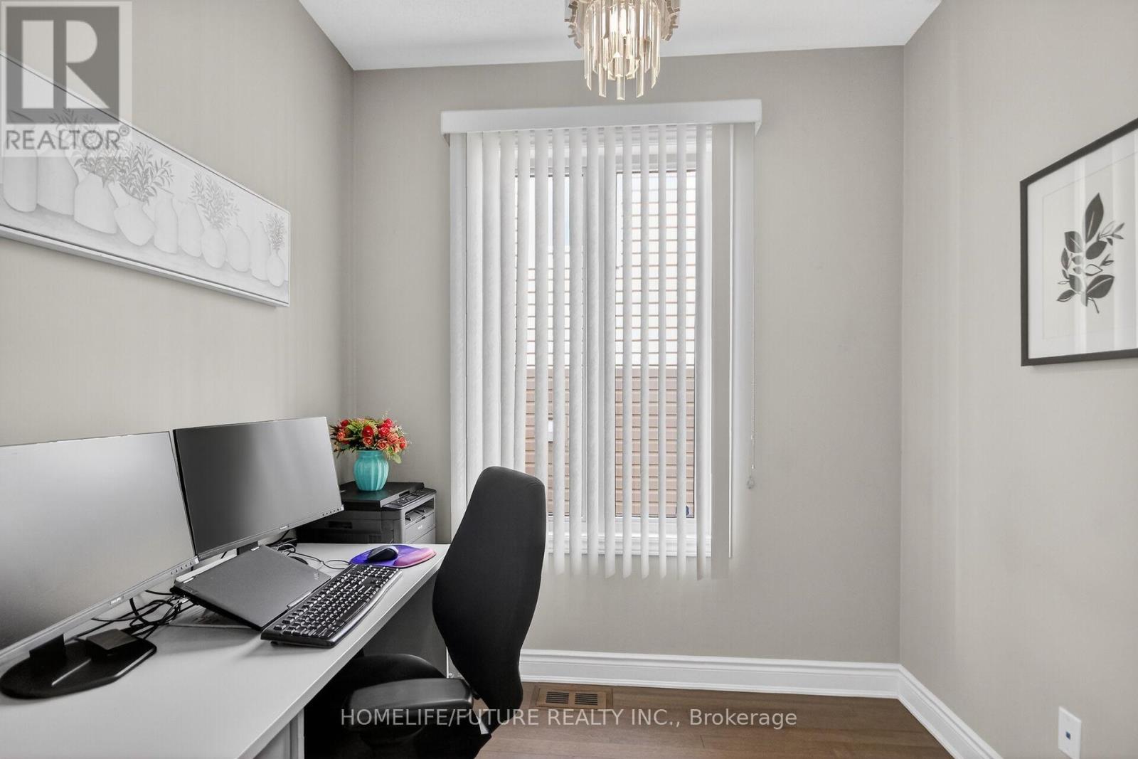 644 DUNDONALD DRIVE - 7