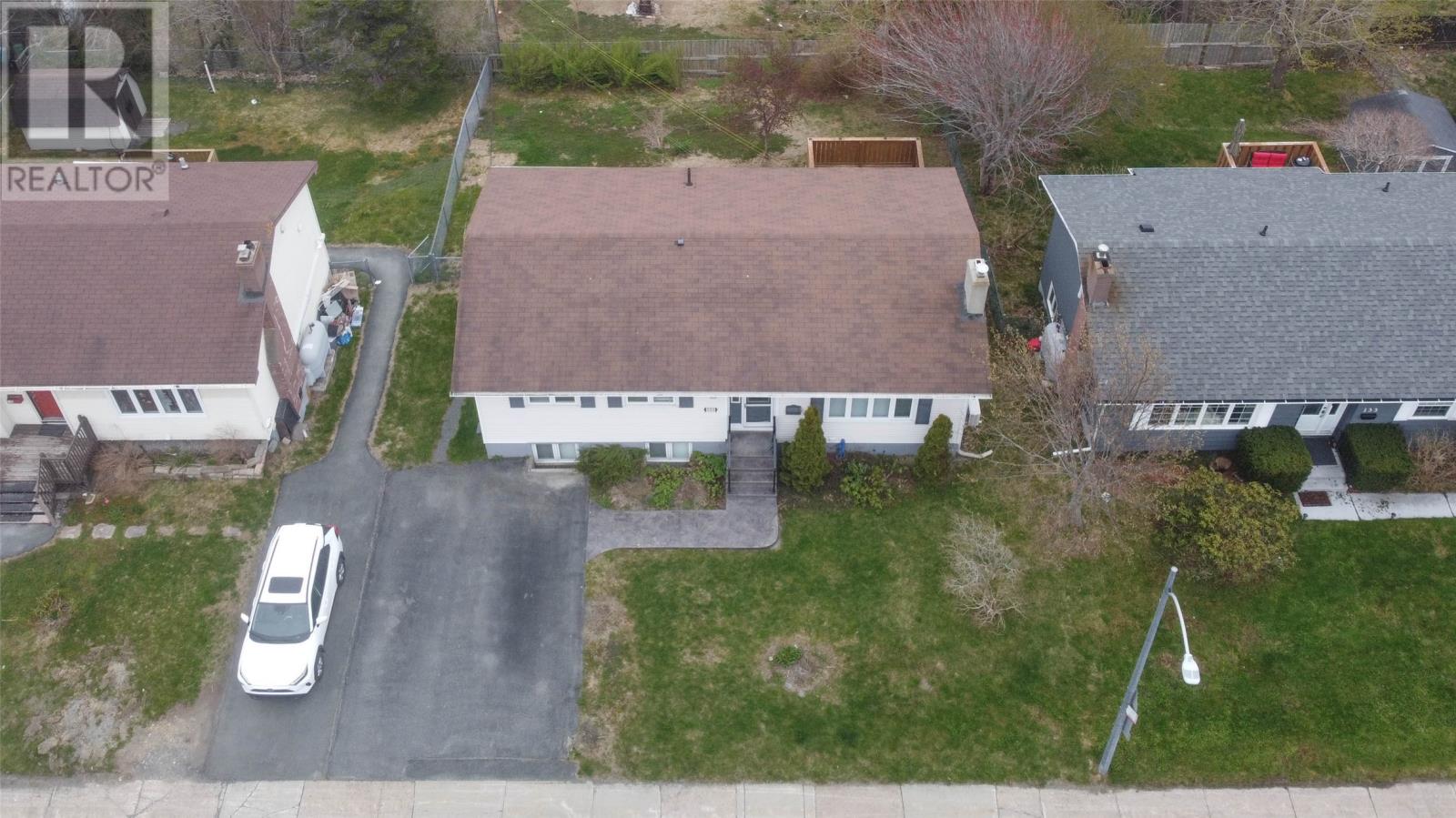 131 Canada Drive - 27