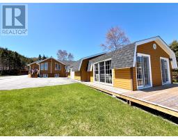 9 Regatta Drive thumbnail 13