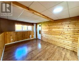9 Regatta Drive thumbnail 44