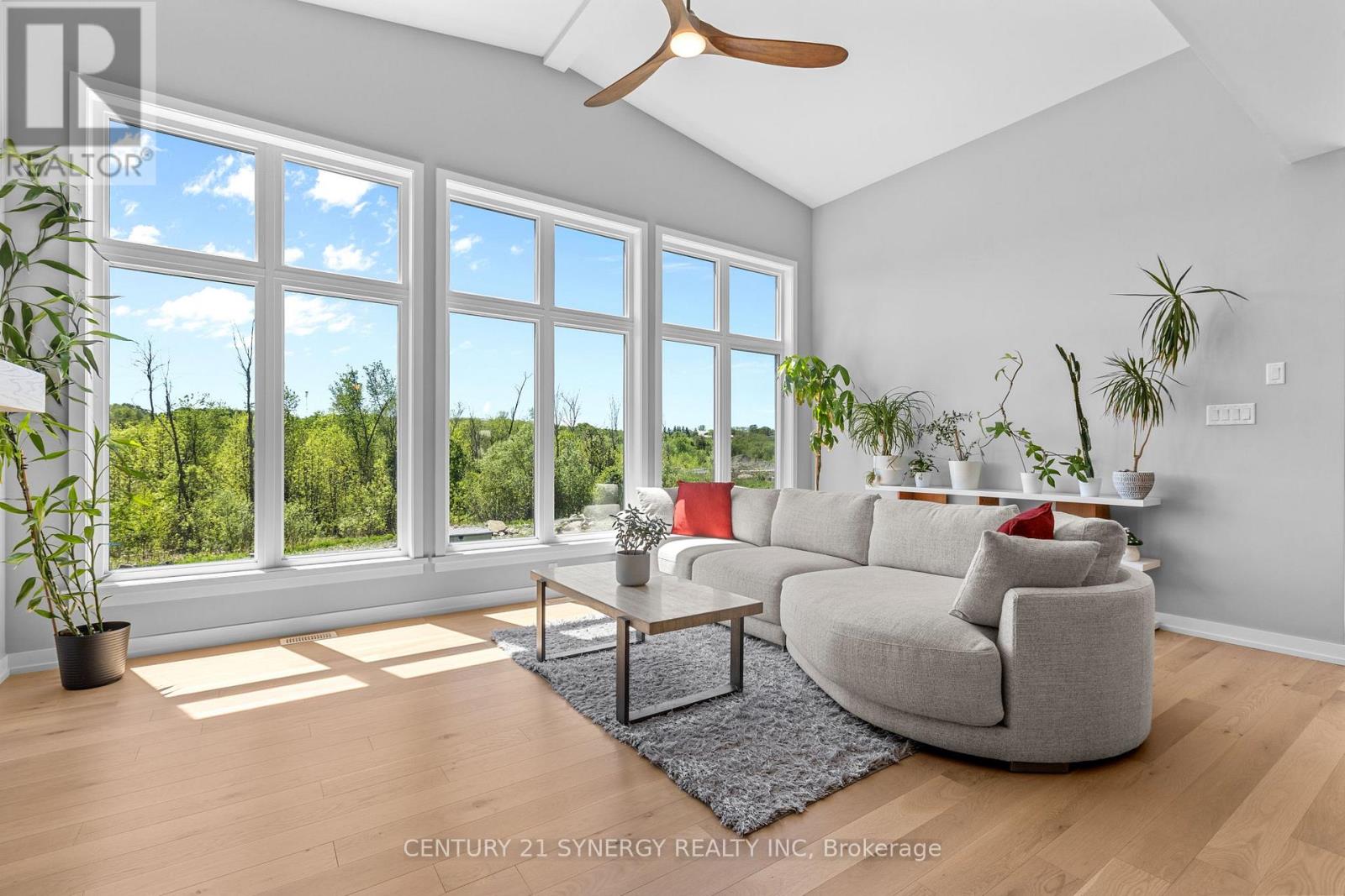 1175 BRONZE AVENUE - 19