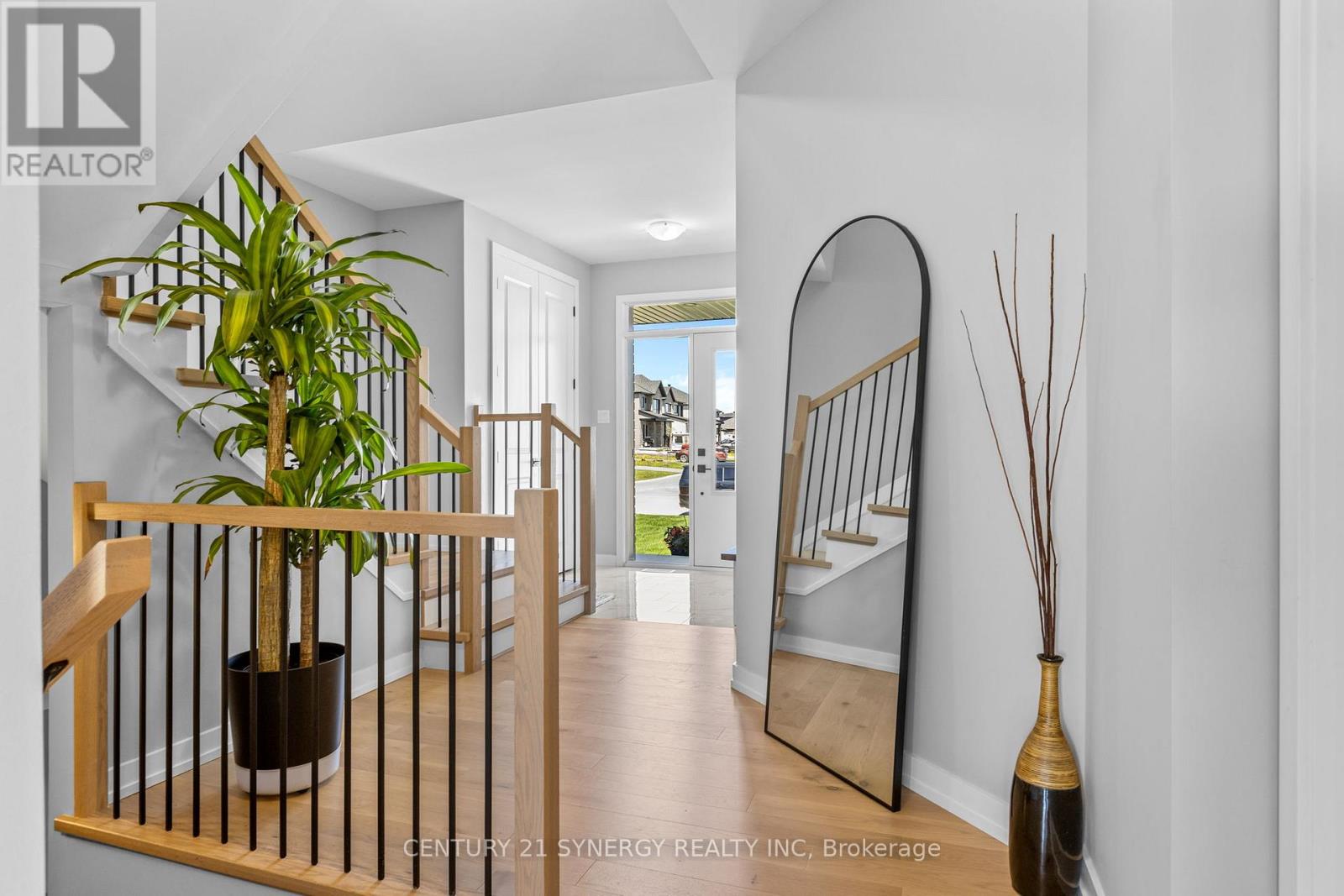 1175 BRONZE AVENUE - 27