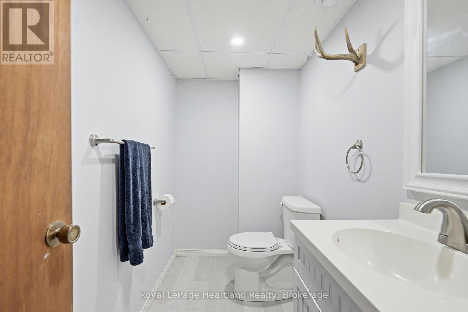 6 ALEXANDER STREET - 30