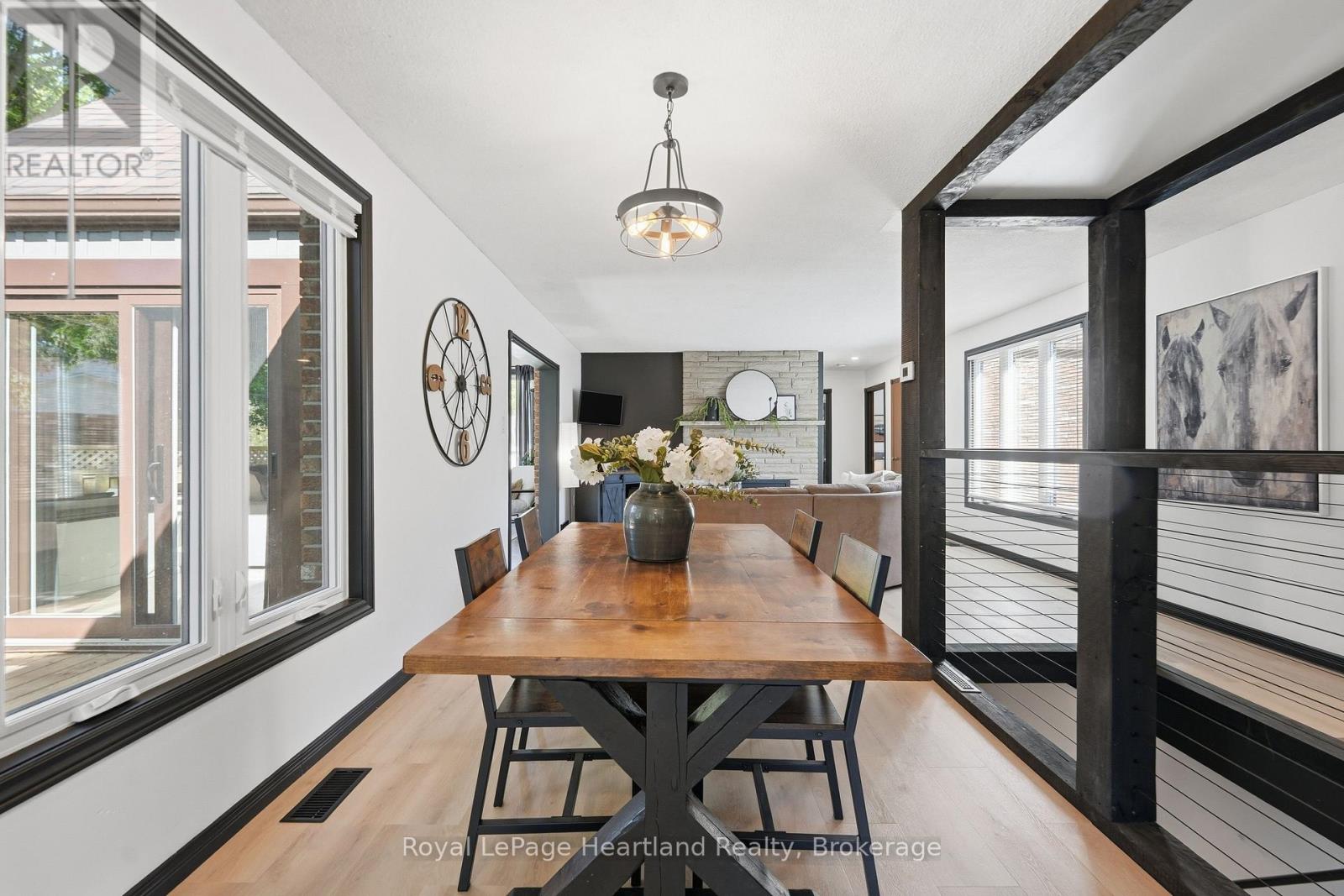 6 ALEXANDER STREET - 7
