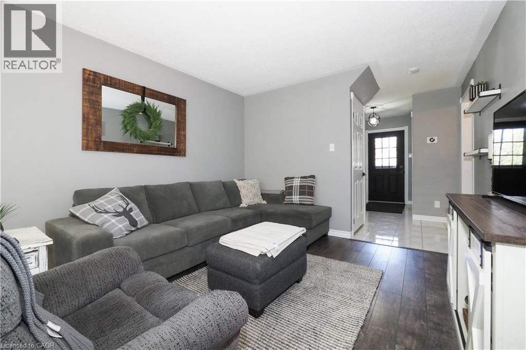 15 DALES Drive - 8