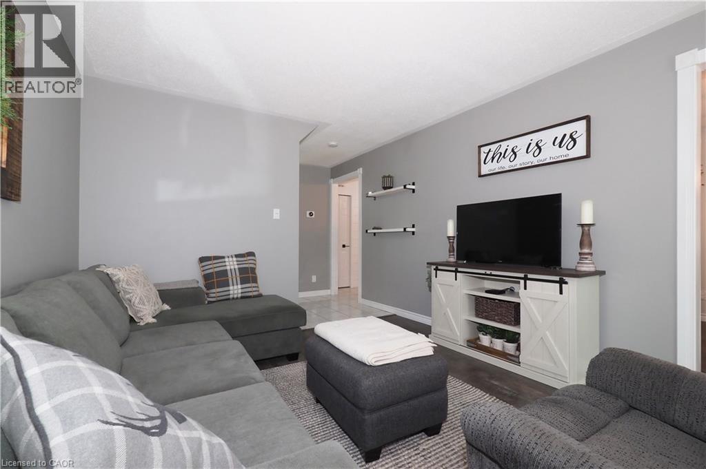 15 DALES Drive - 9