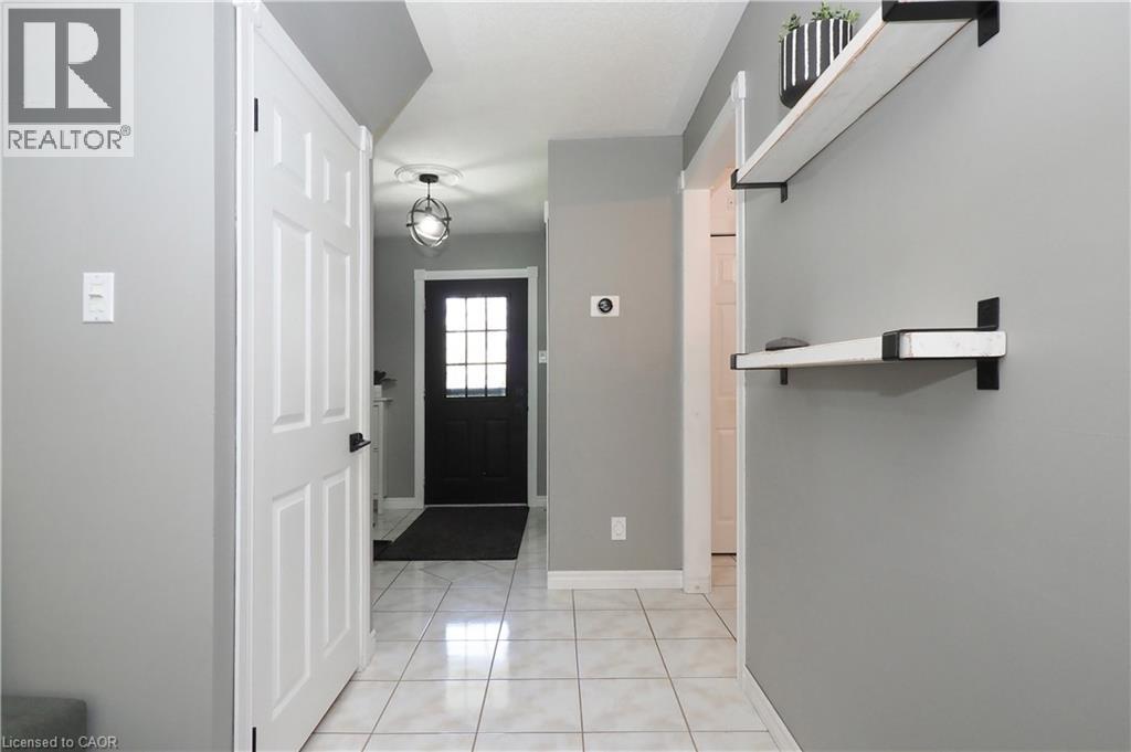 15 DALES Drive - 5