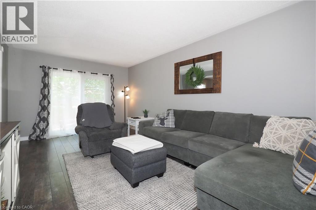 15 DALES Drive - 6
