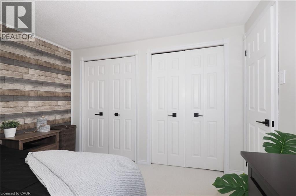 15 DALES Drive - 25