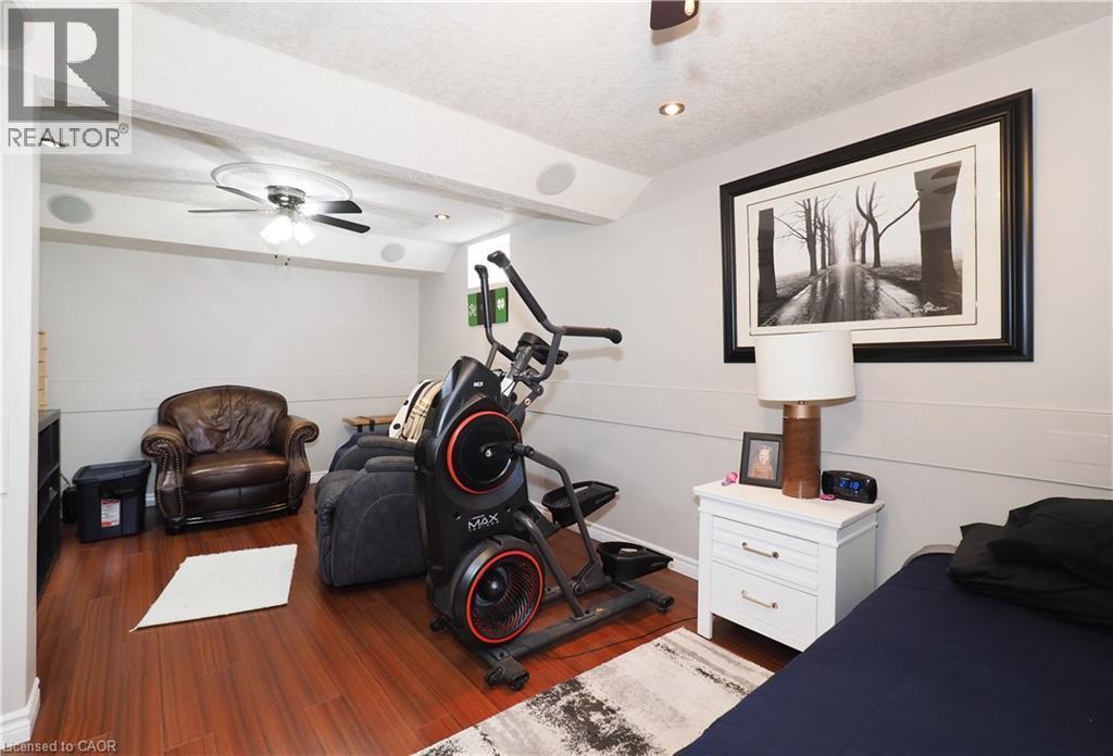 15 DALES Drive - 35