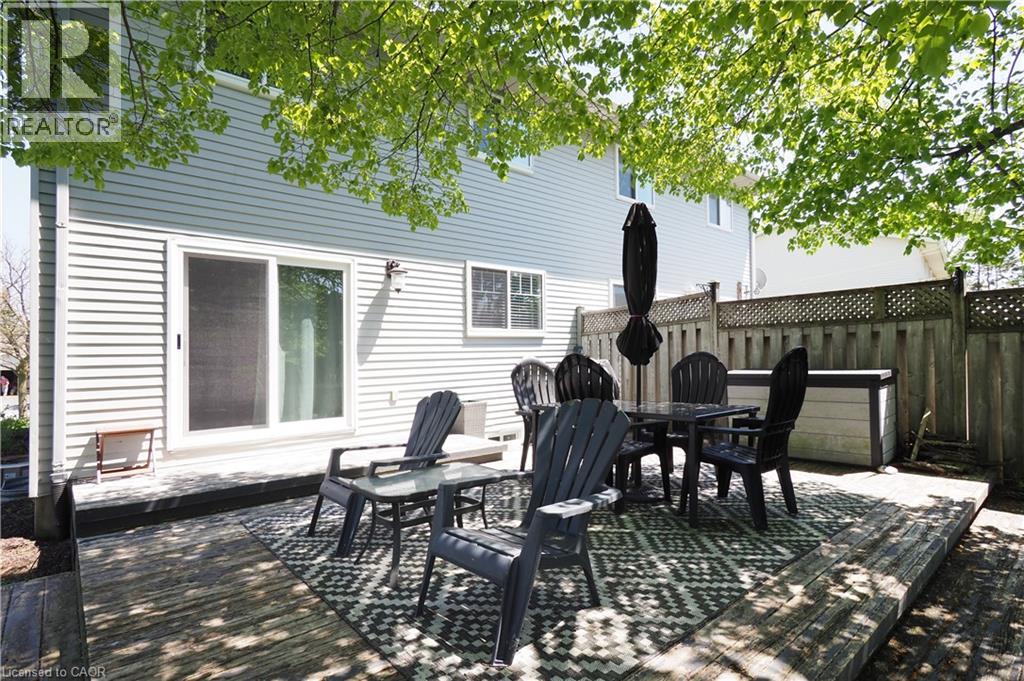 15 DALES Drive - 44
