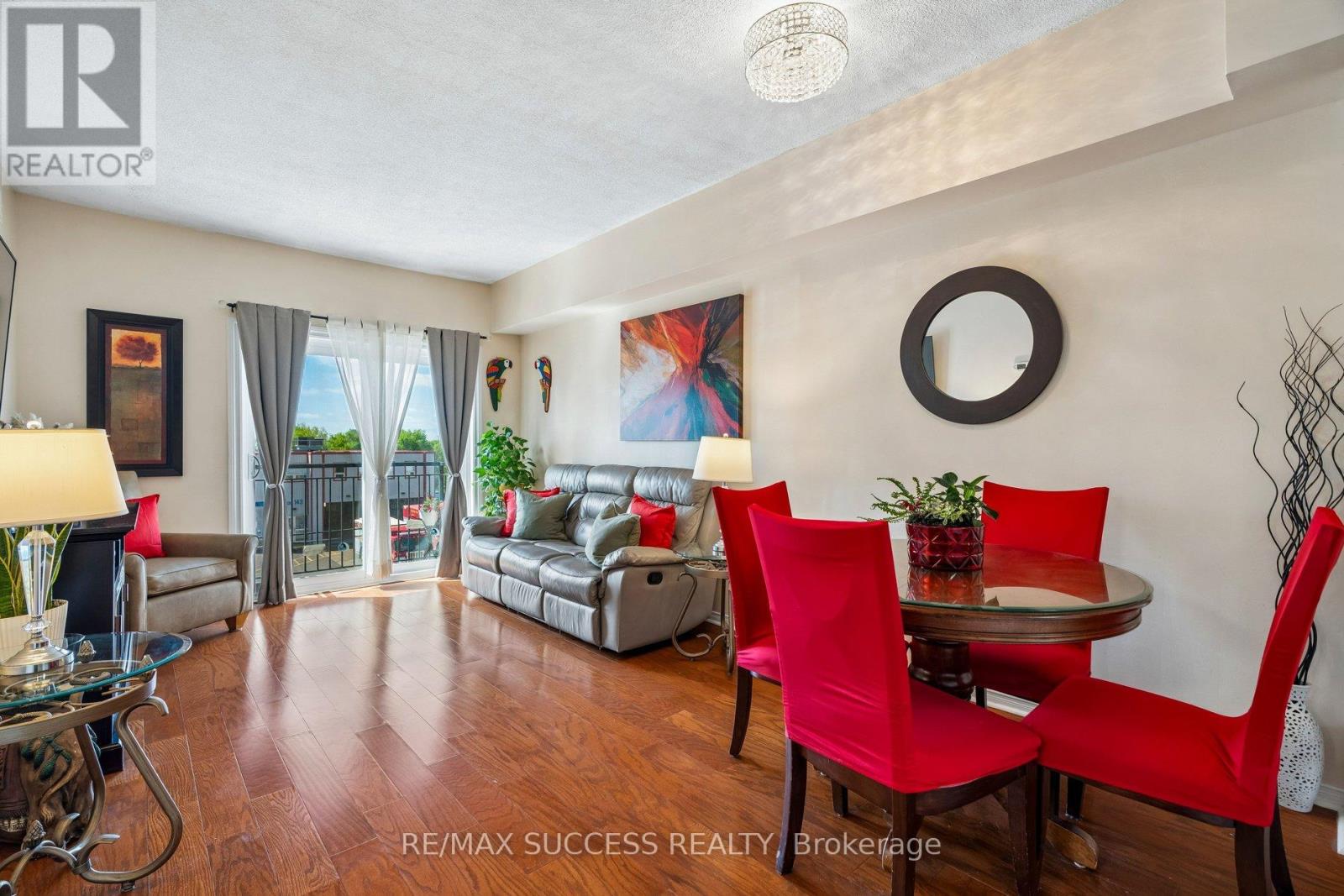 #301 1000 SHEPPARD AVENUE W - 6