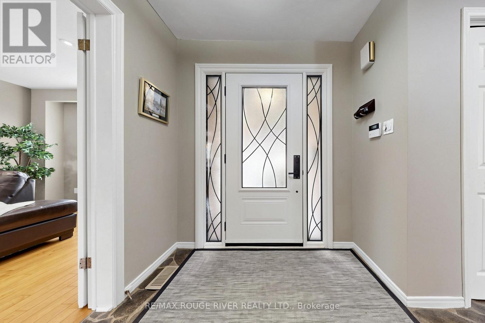 21 RAMBLEWOOD DRIVE - 3