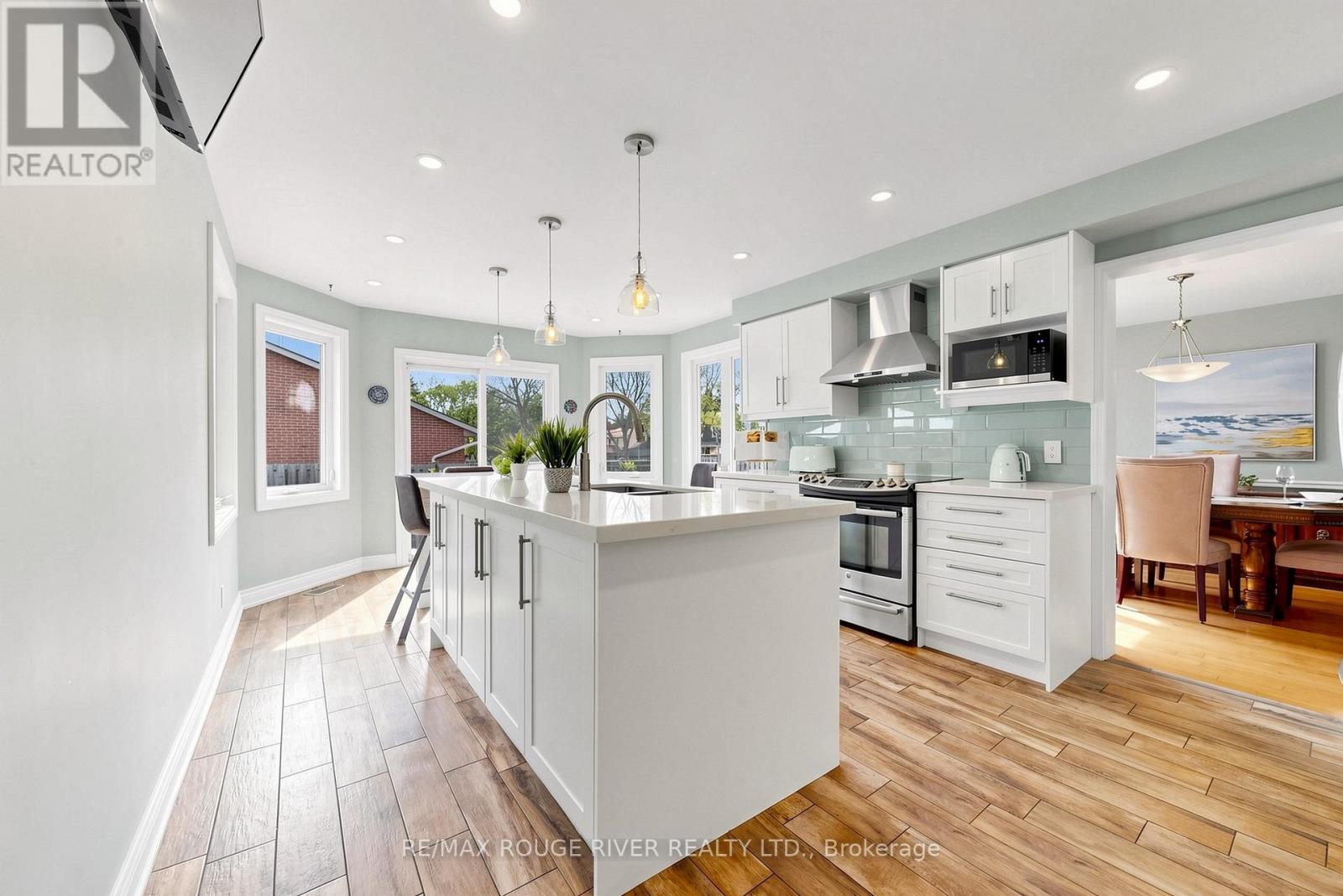 21 RAMBLEWOOD DRIVE - 6