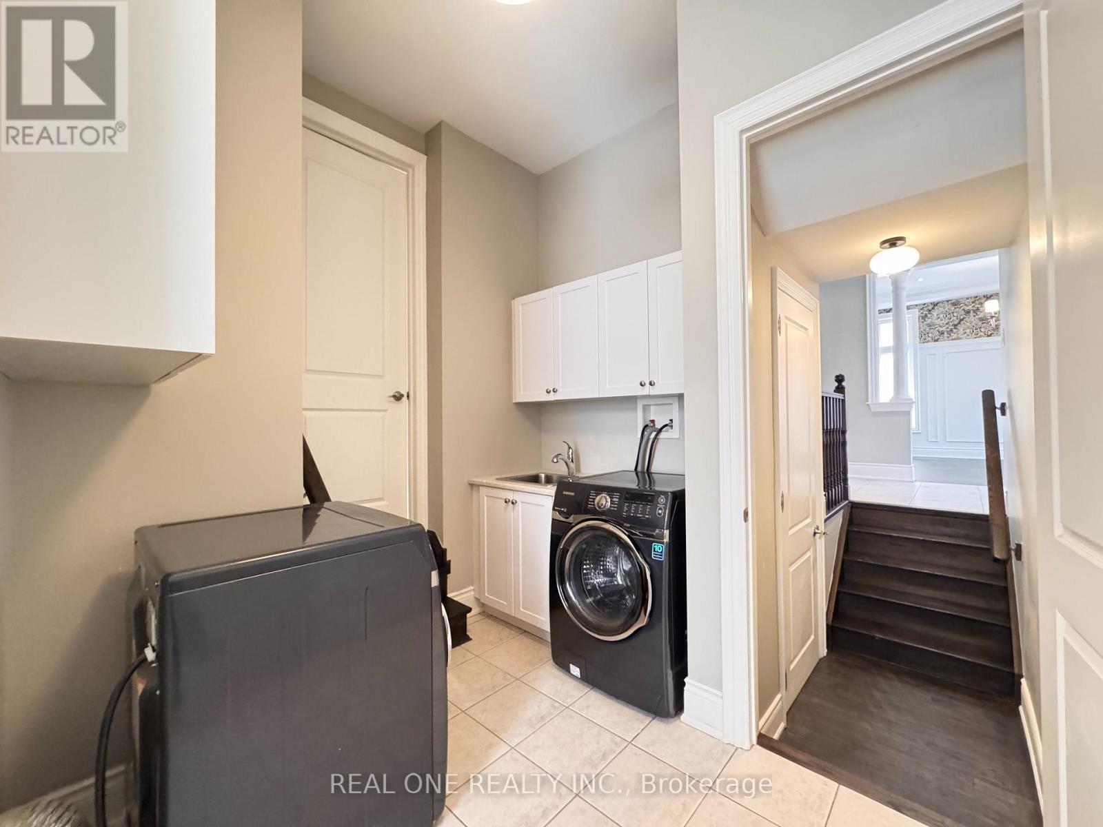 111 HEADWIND BOULEVARD - 18