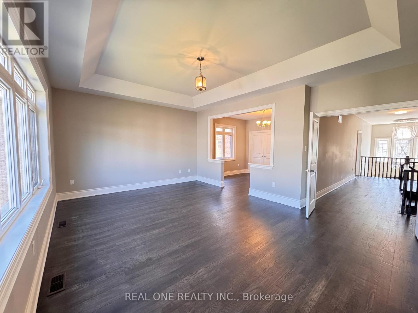 111 HEADWIND BOULEVARD - 24