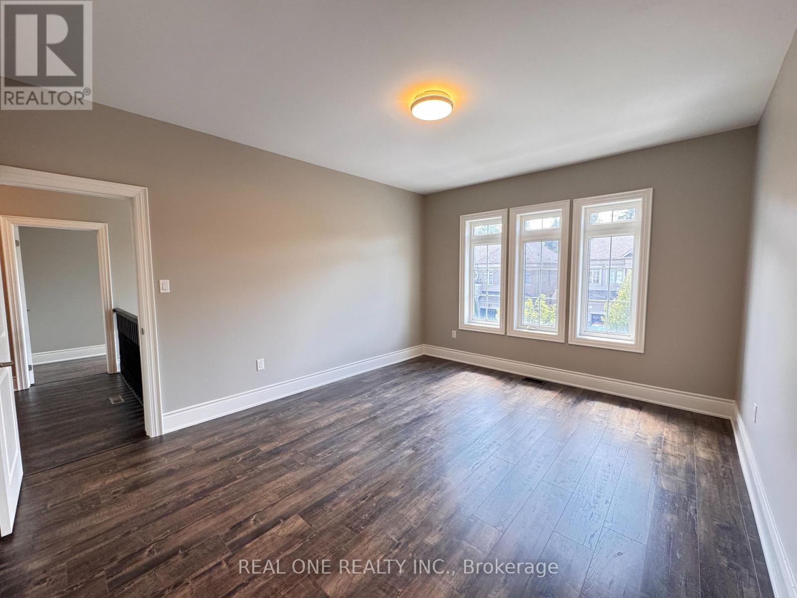 111 HEADWIND BOULEVARD - 34