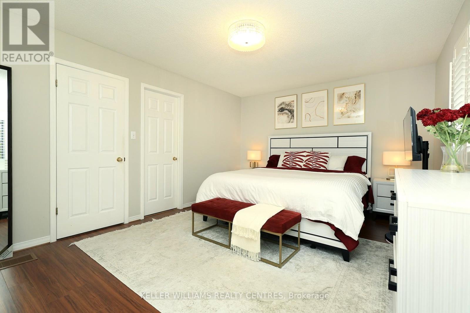 #19 100 VINEBERG DRIVE N - 24