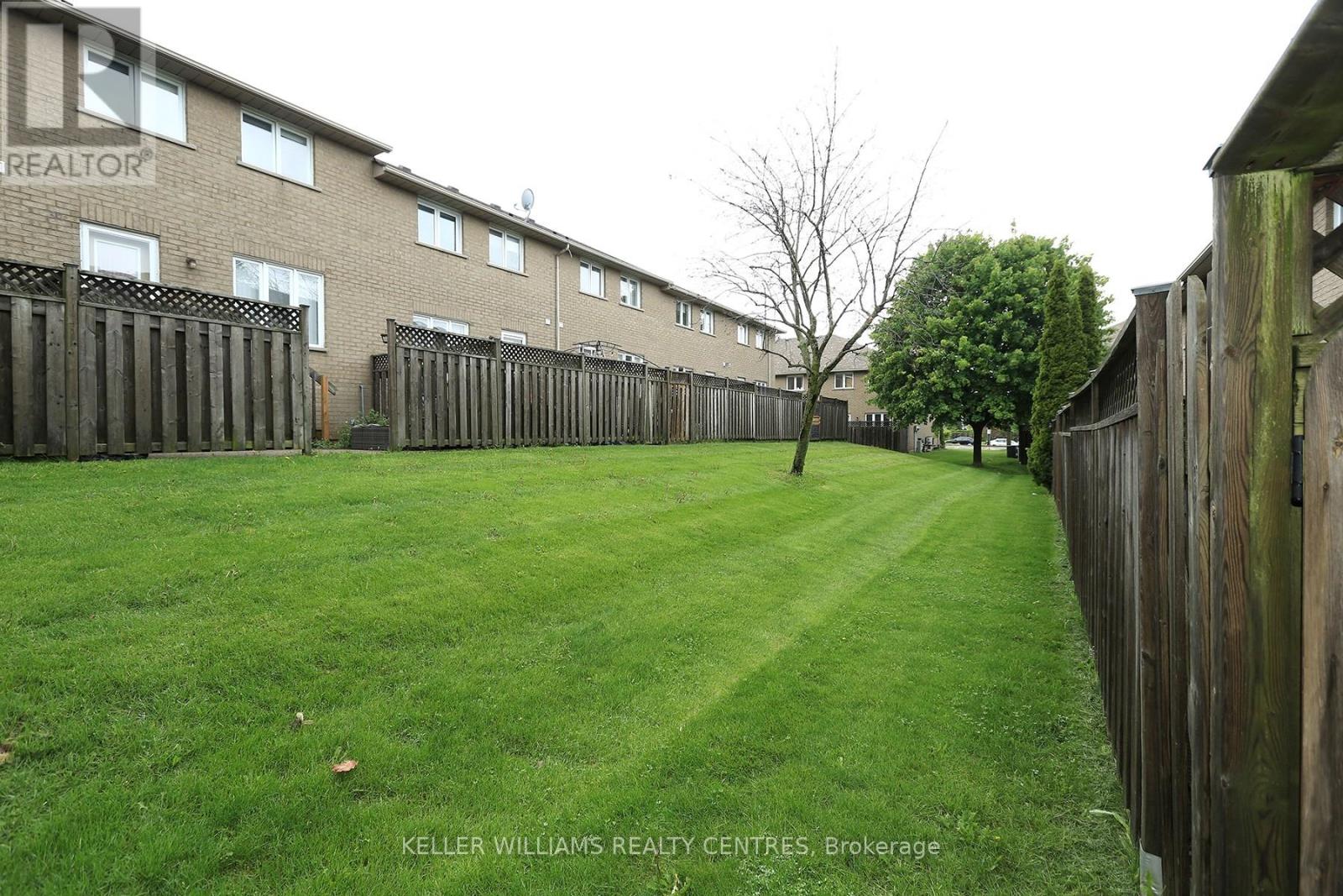 #19 100 VINEBERG DRIVE N - 42