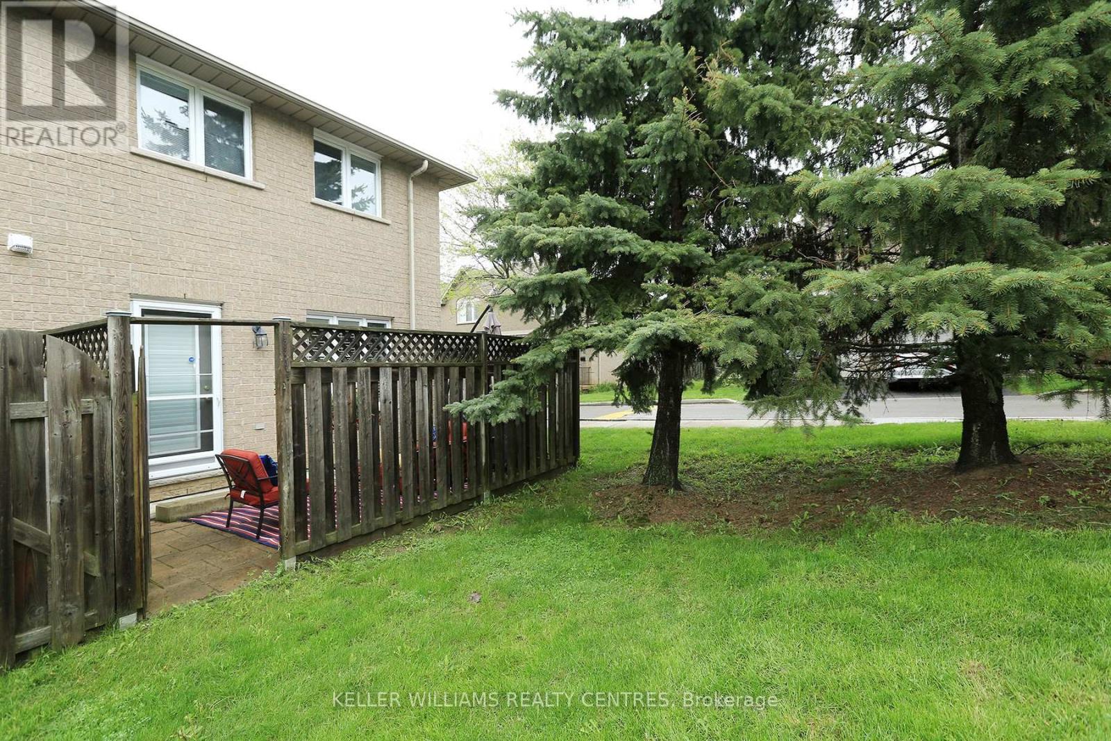 #19 100 VINEBERG DRIVE N - 43