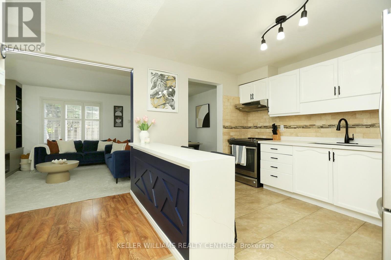 #19 100 VINEBERG DRIVE N - 9