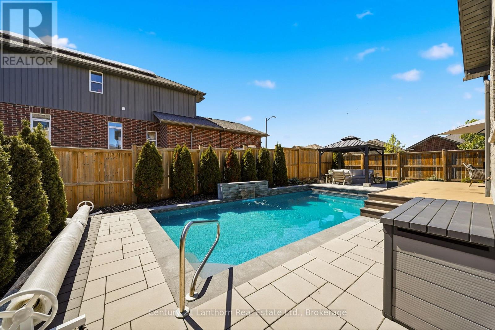 63 SCENIC DRIVE - 46