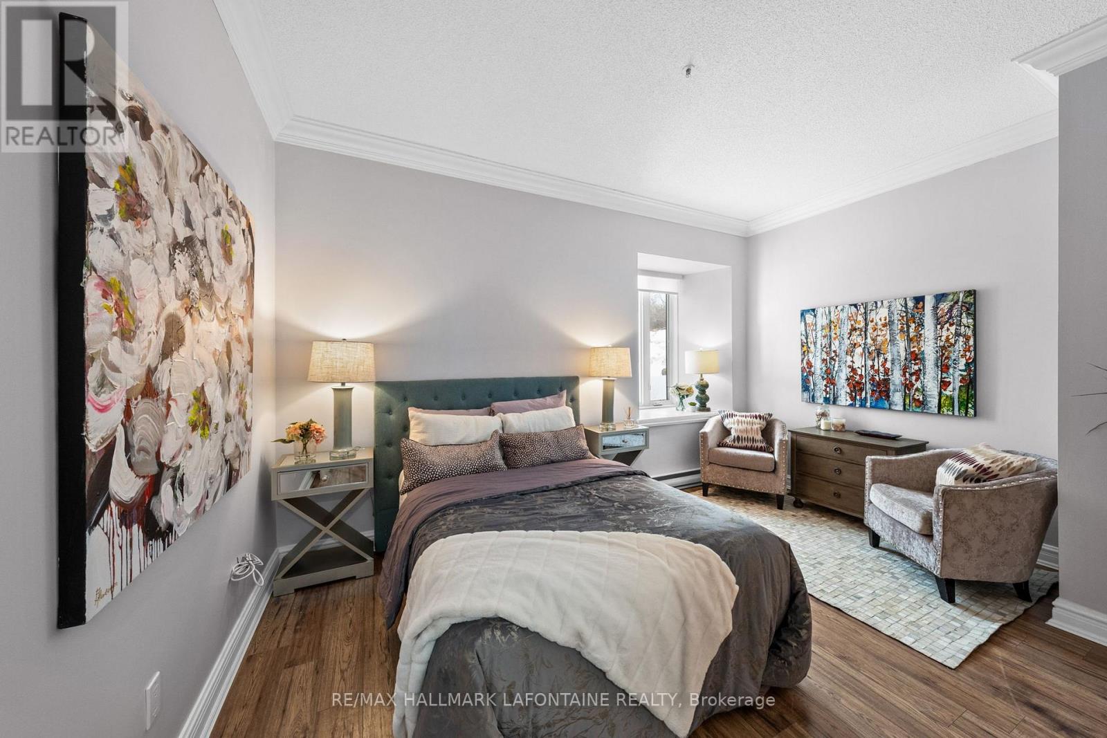 #107 1 ROSAMOND STREET E - Image 17