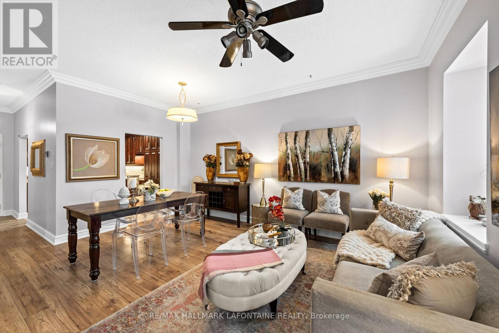 #107 1 ROSAMOND STREET E - Image 9