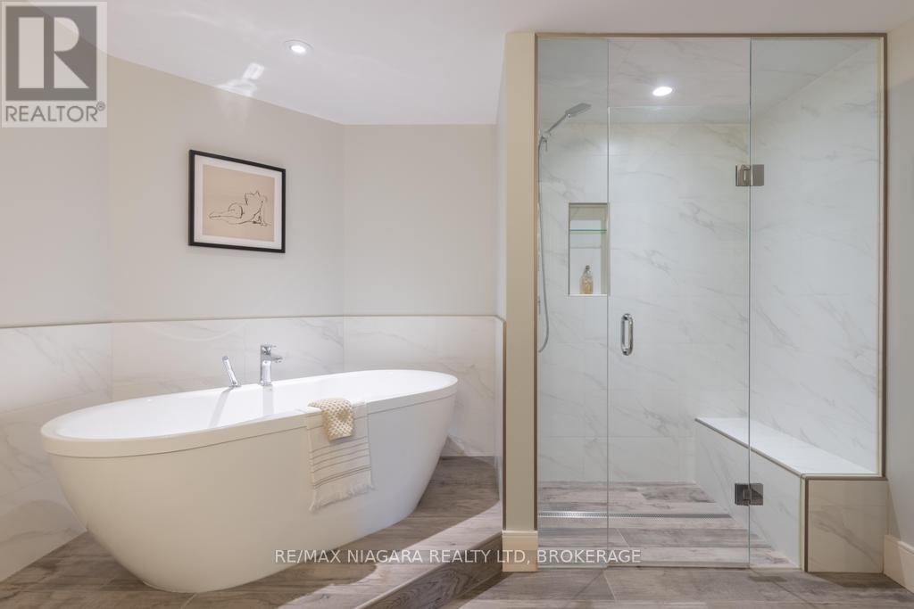 696 FOSS ROAD - 47
