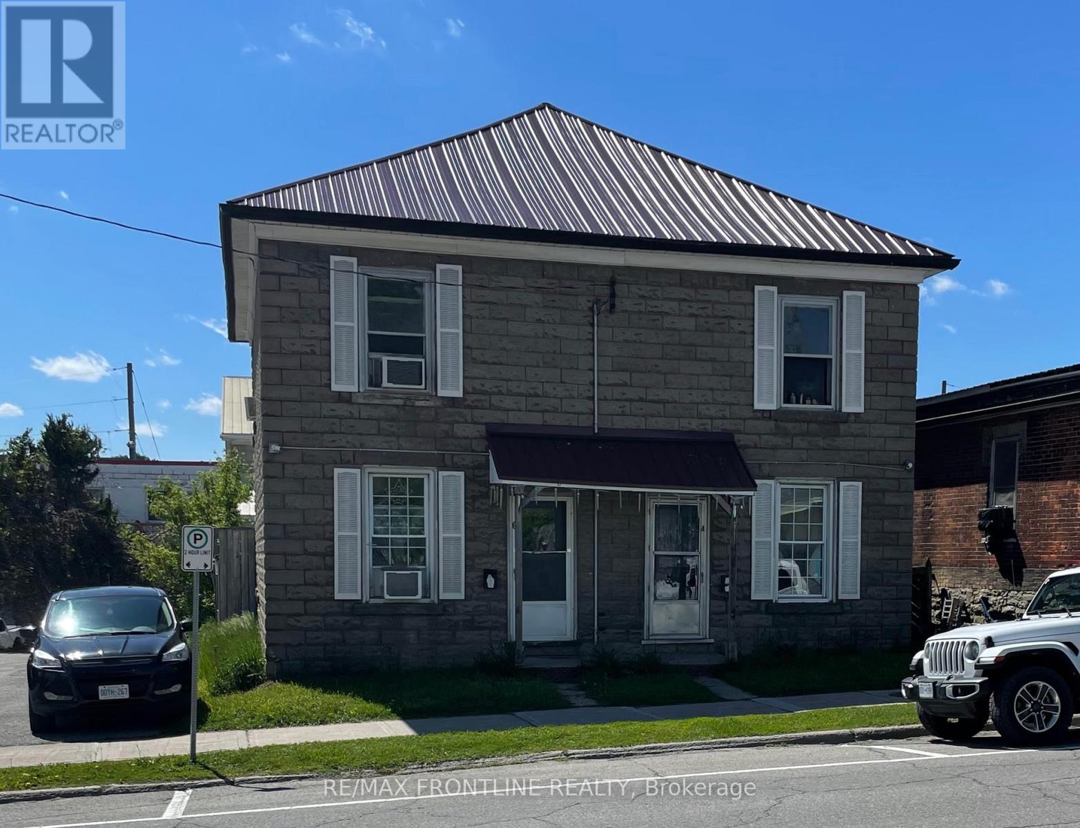 4-6 MARKET STREET S - 1