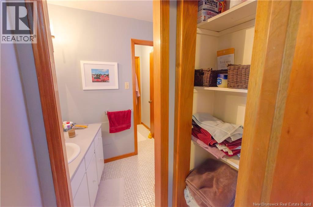 9 Marlin Terrace - 33