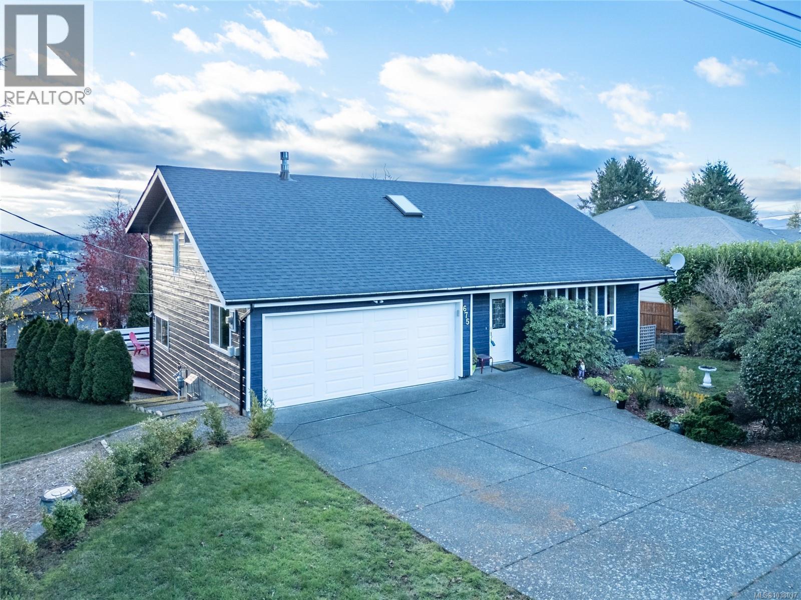675 Evergreen Ave - 1