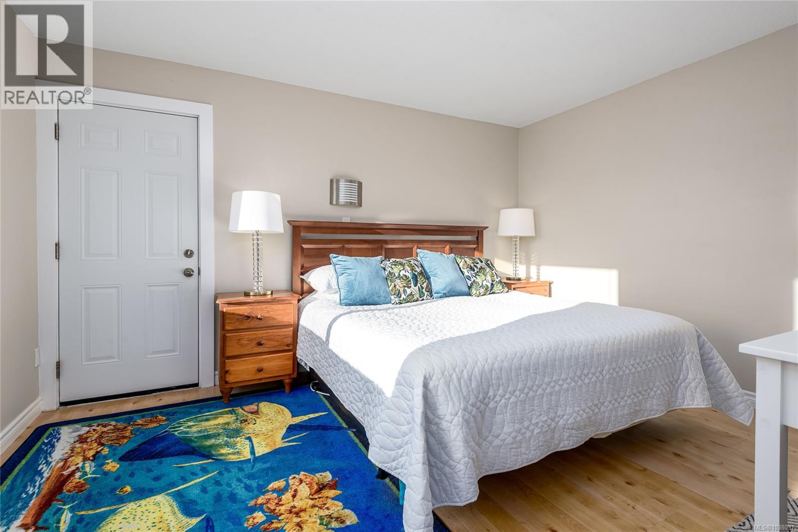 675 Evergreen Ave - 7