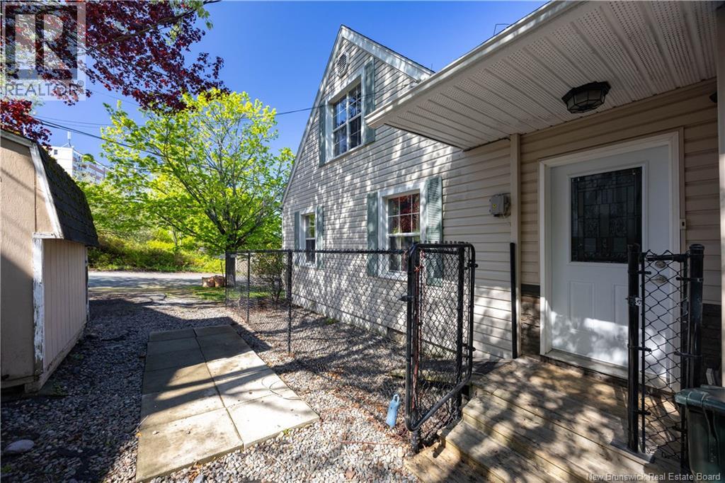 6 Webster Street - 34