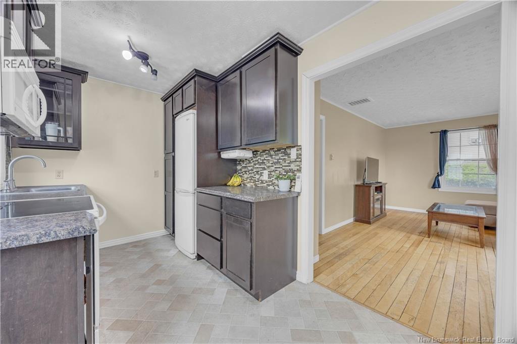 6 Webster Street - 8
