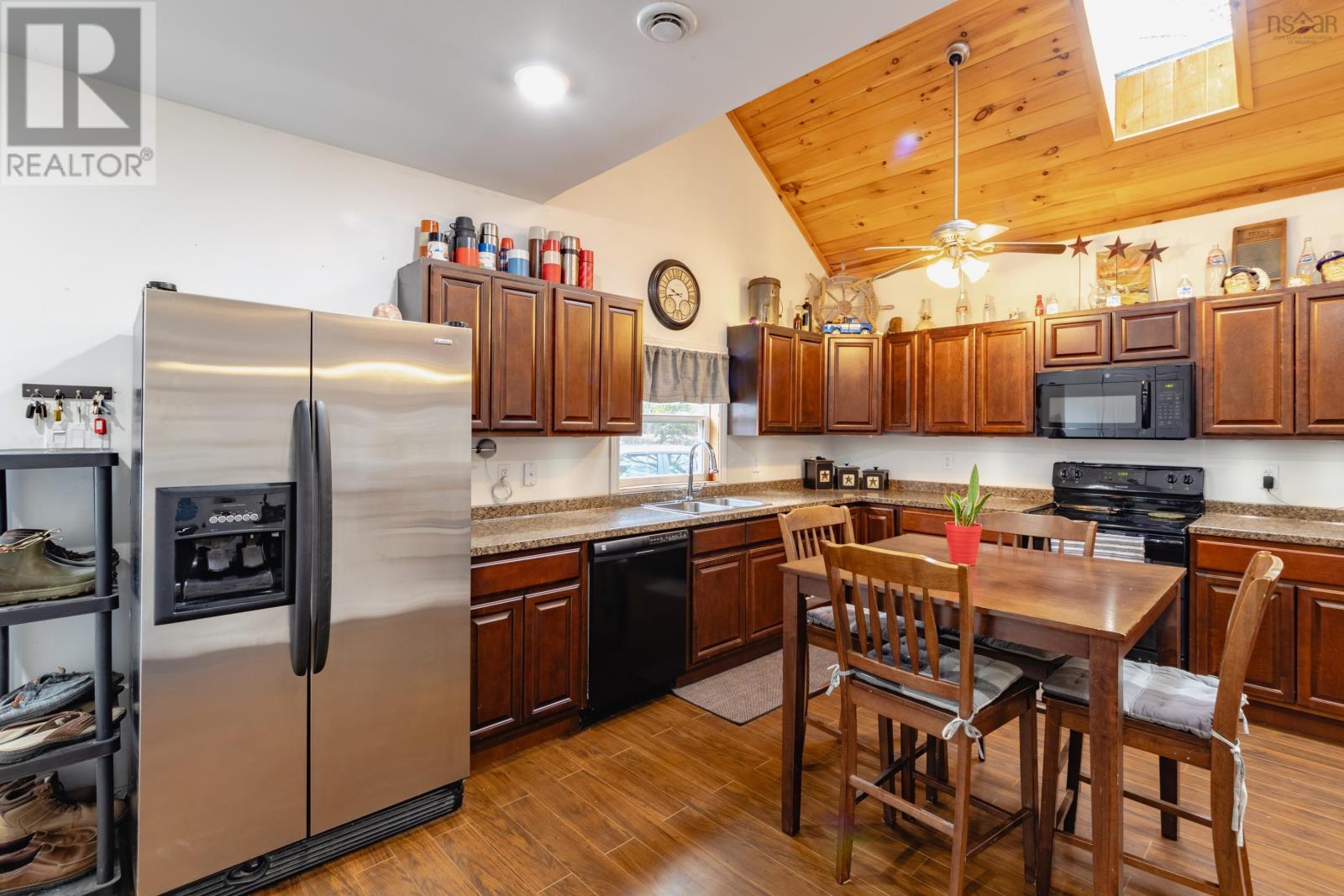 1170 Highway 340 - 10