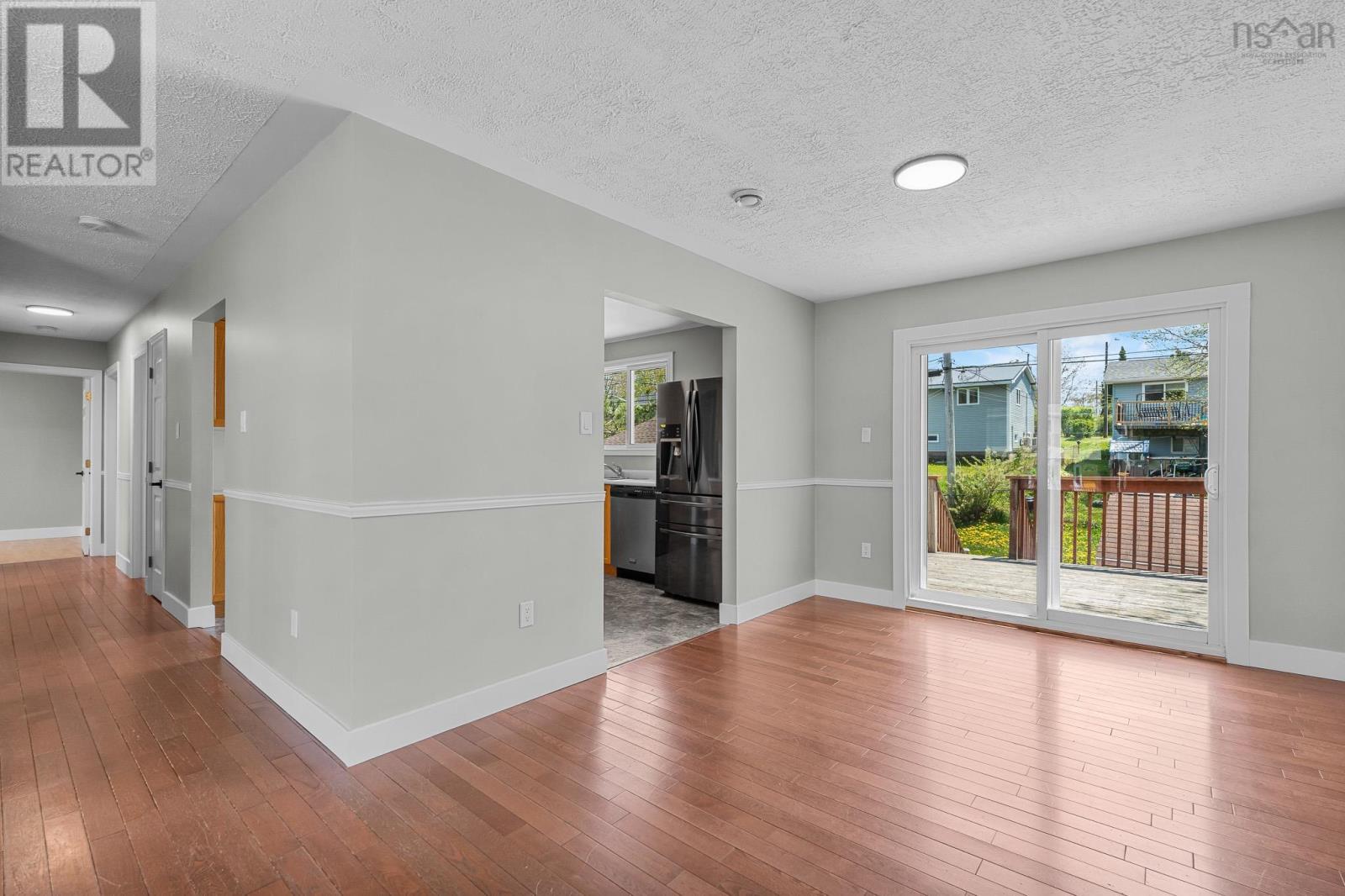 11 Langevin Drive - 12