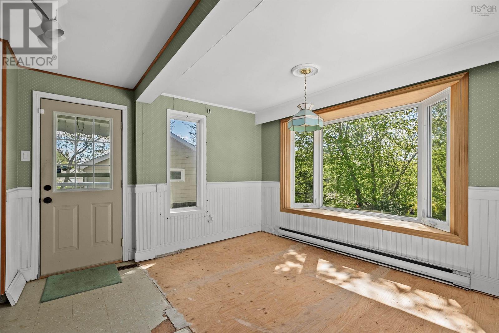 46 Tremont Drive - 15