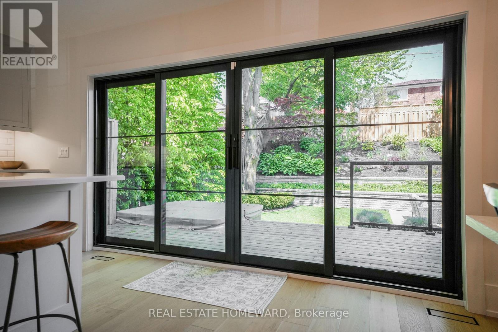 27 AVALON BOULEVARD - 19