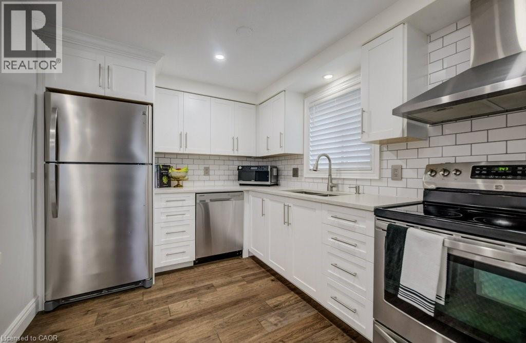 255 HIGHBROOK Crescent - 7