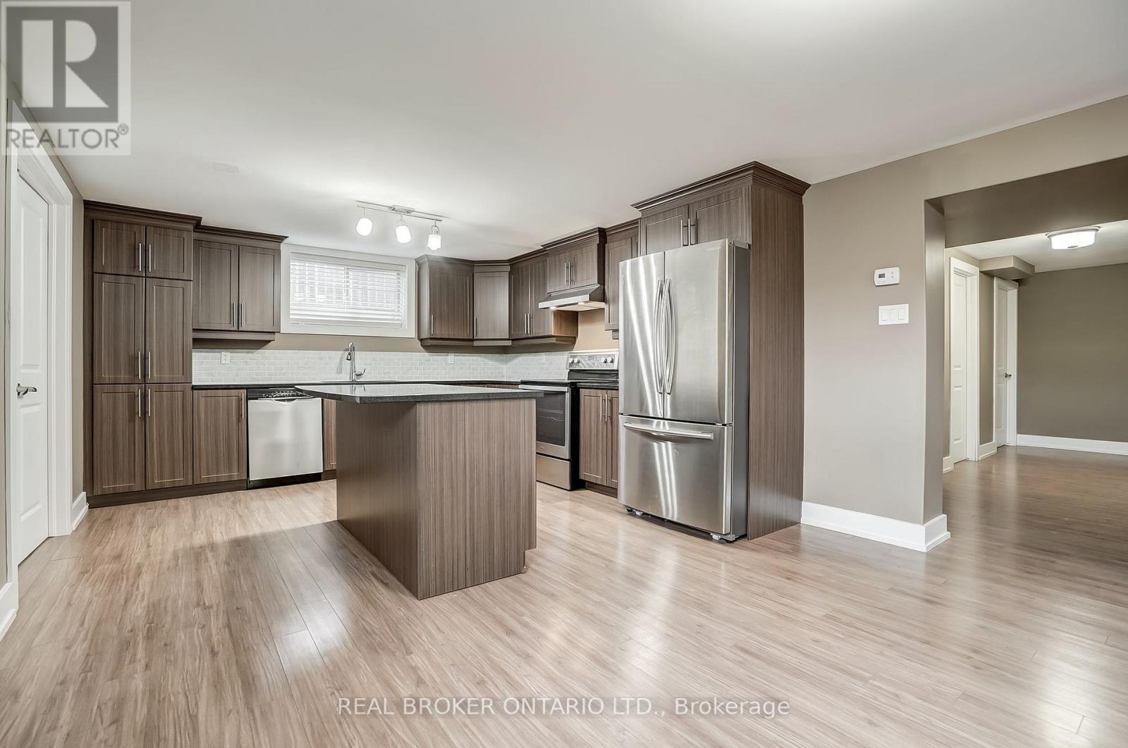 6237 PERTH STREET - 34