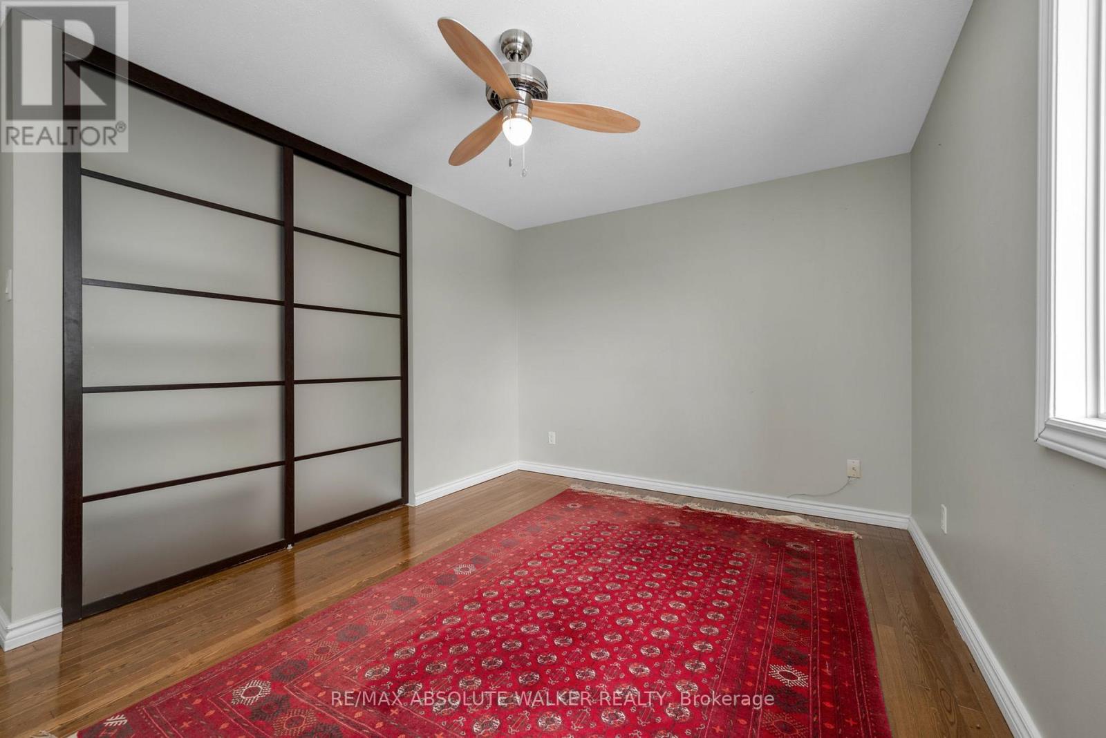 1849 MONTEREAU AVENUE - 33