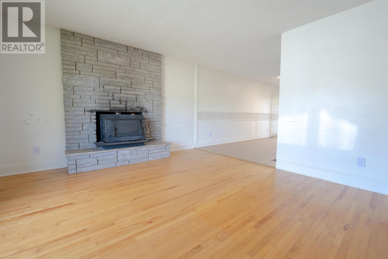 22871 Trans Canada HWY - RTE 1 - 11