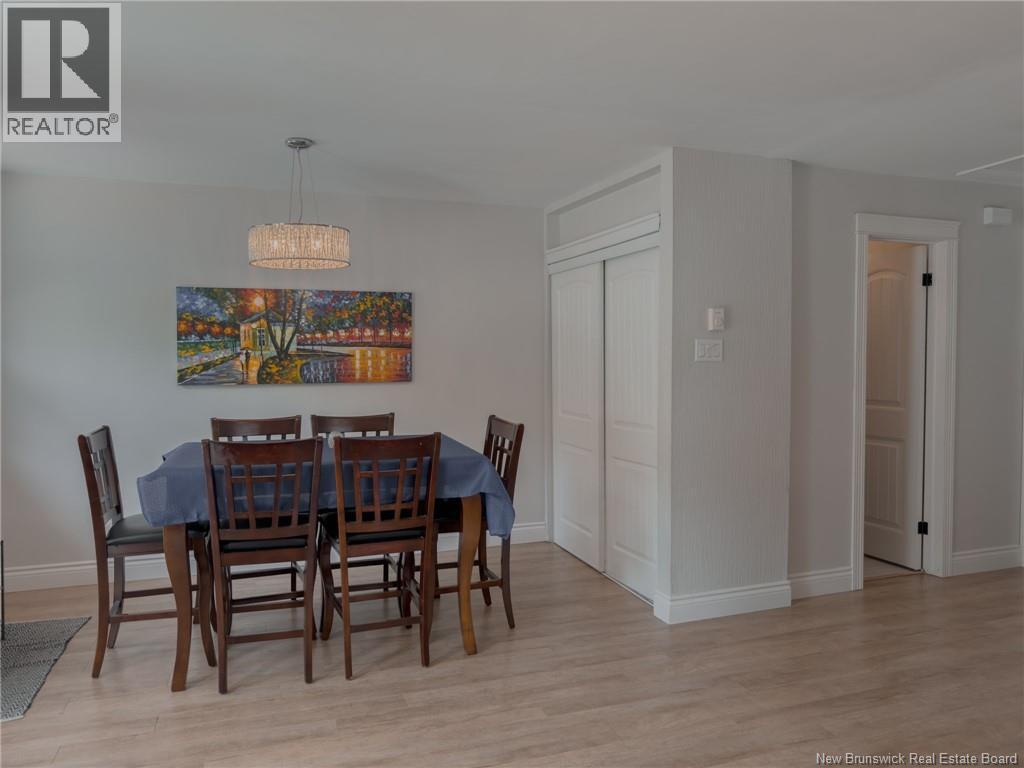 208 Boyaner Crescent - 13