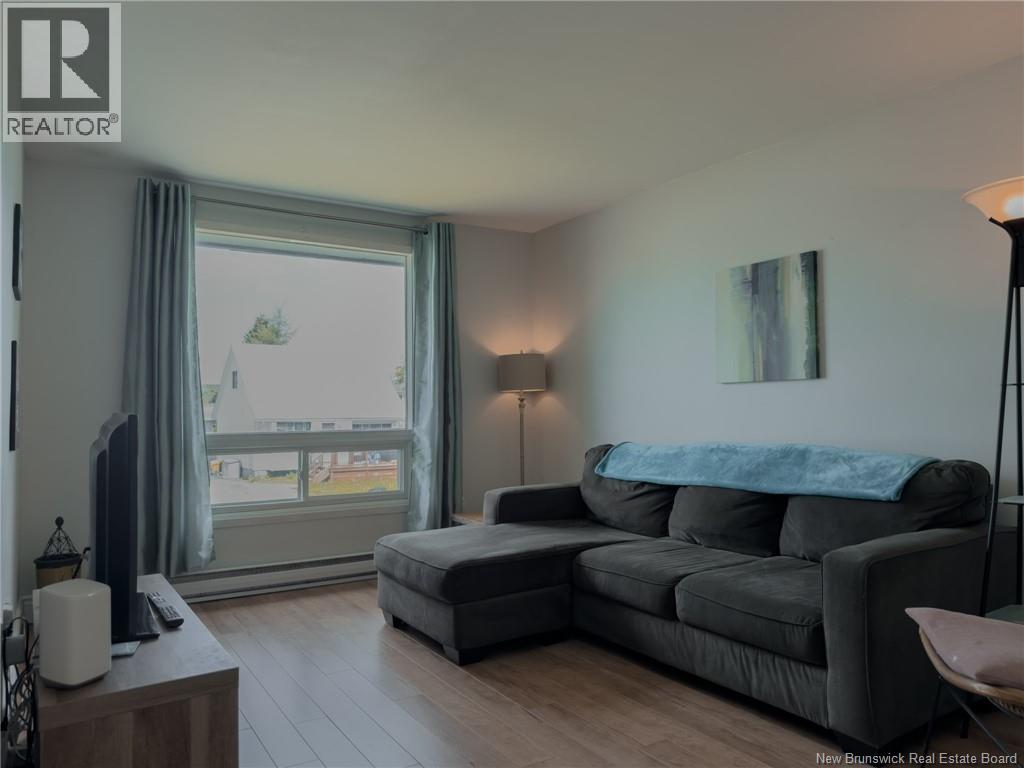 208 Boyaner Crescent - 14