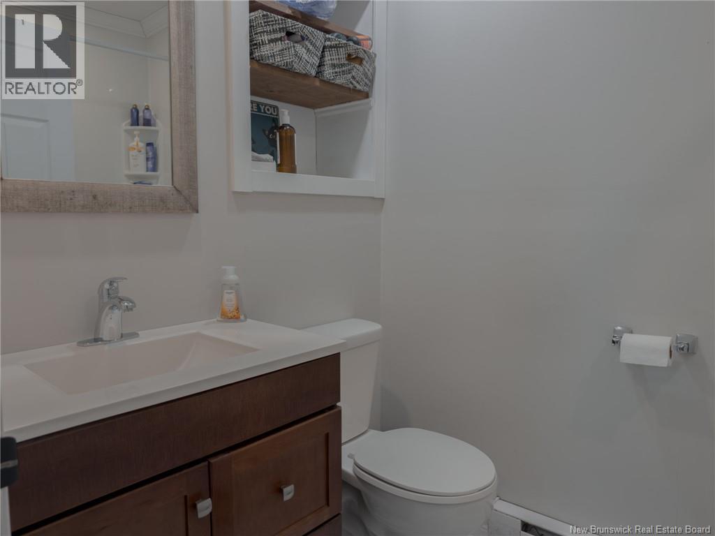 208 Boyaner Crescent - 31