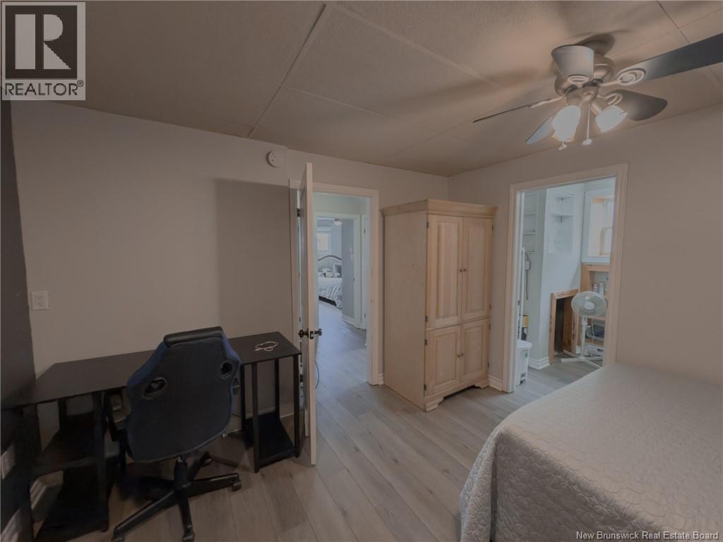 208 Boyaner Crescent - 36